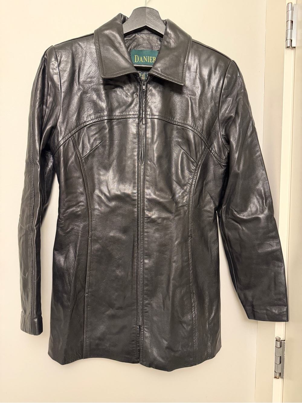 Danier Black Leather Zip-Front long Jacket